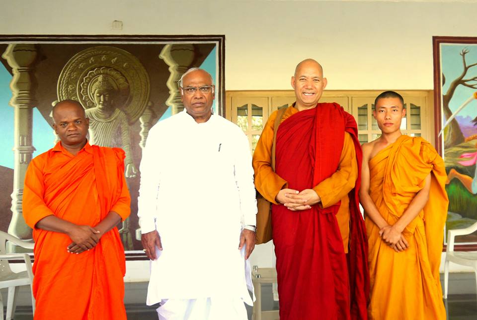 bhikkhu sanghasena